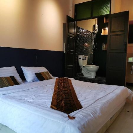 Madera House Chiang Mai Ξενοδοχείο Εξωτερικό φωτογραφία