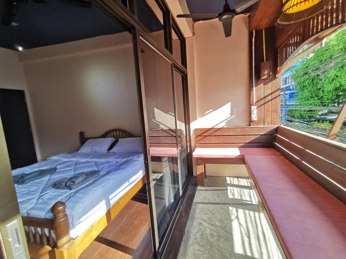 Madera House Chiang Mai Ξενοδοχείο Εξωτερικό φωτογραφία