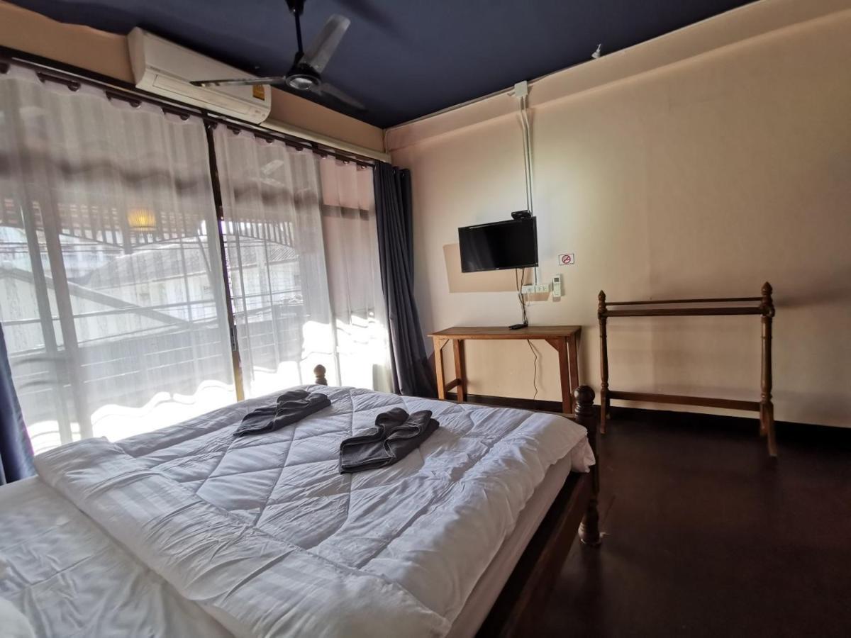 Madera House Chiang Mai Ξενοδοχείο Εξωτερικό φωτογραφία
