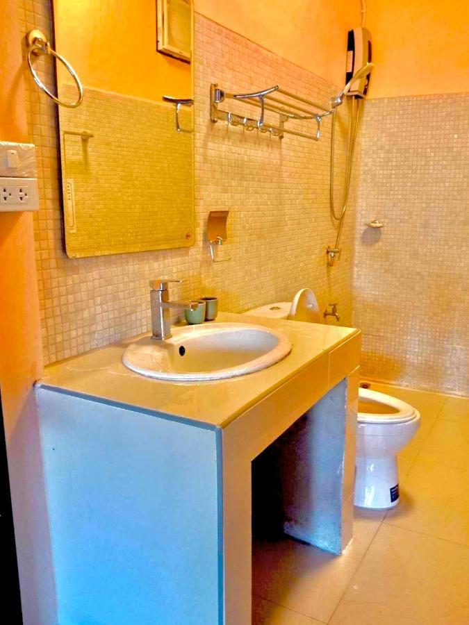 Madera House Chiang Mai Ξενοδοχείο Εξωτερικό φωτογραφία