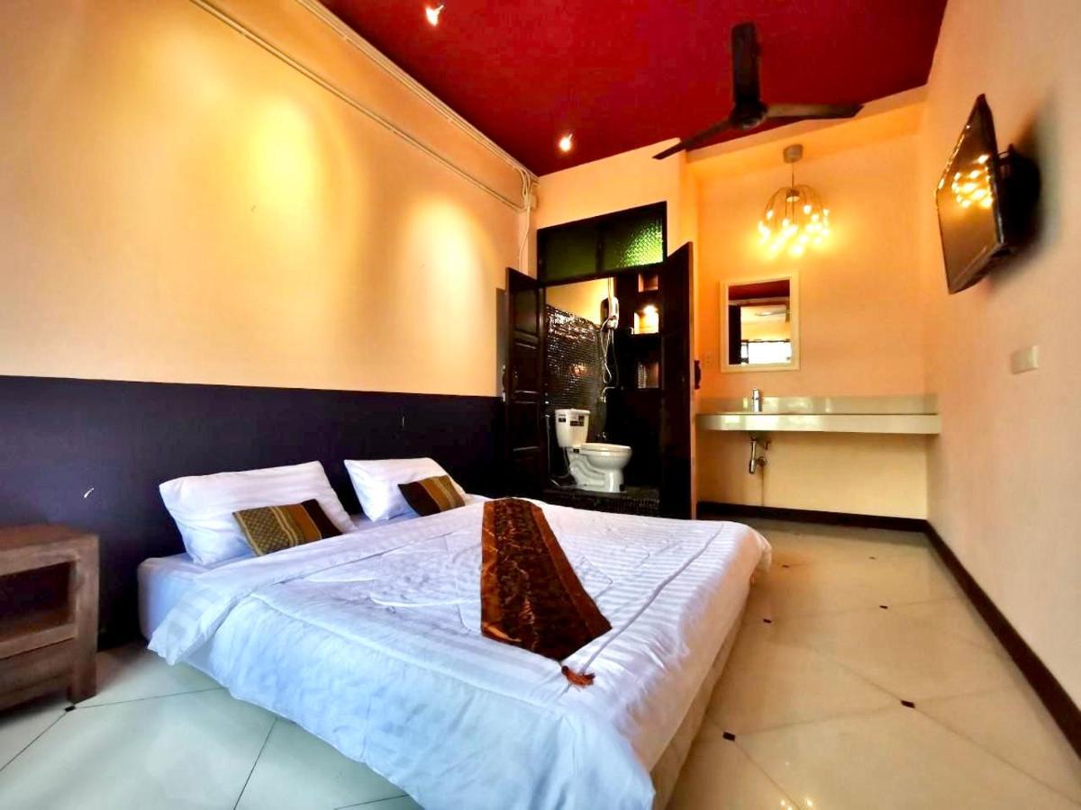 Madera House Chiang Mai Ξενοδοχείο Εξωτερικό φωτογραφία