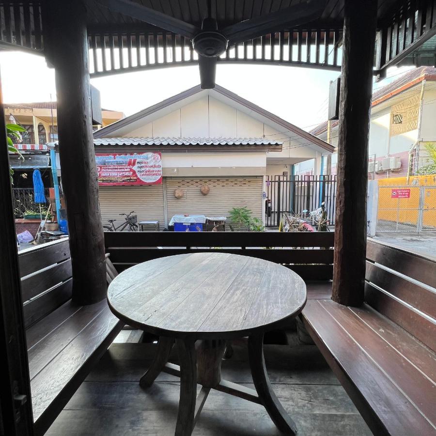 Madera House Chiang Mai Ξενοδοχείο Εξωτερικό φωτογραφία