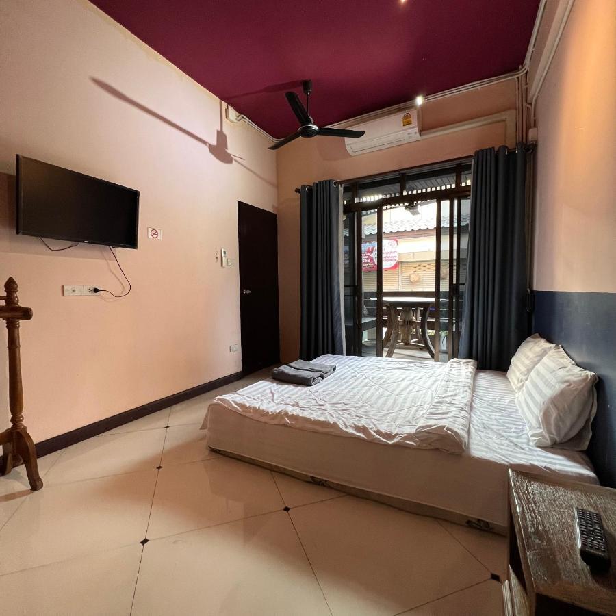 Madera House Chiang Mai Ξενοδοχείο Εξωτερικό φωτογραφία
