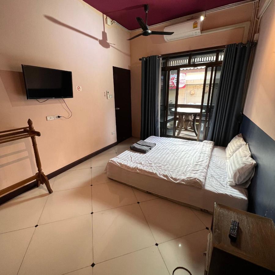 Madera House Chiang Mai Ξενοδοχείο Εξωτερικό φωτογραφία