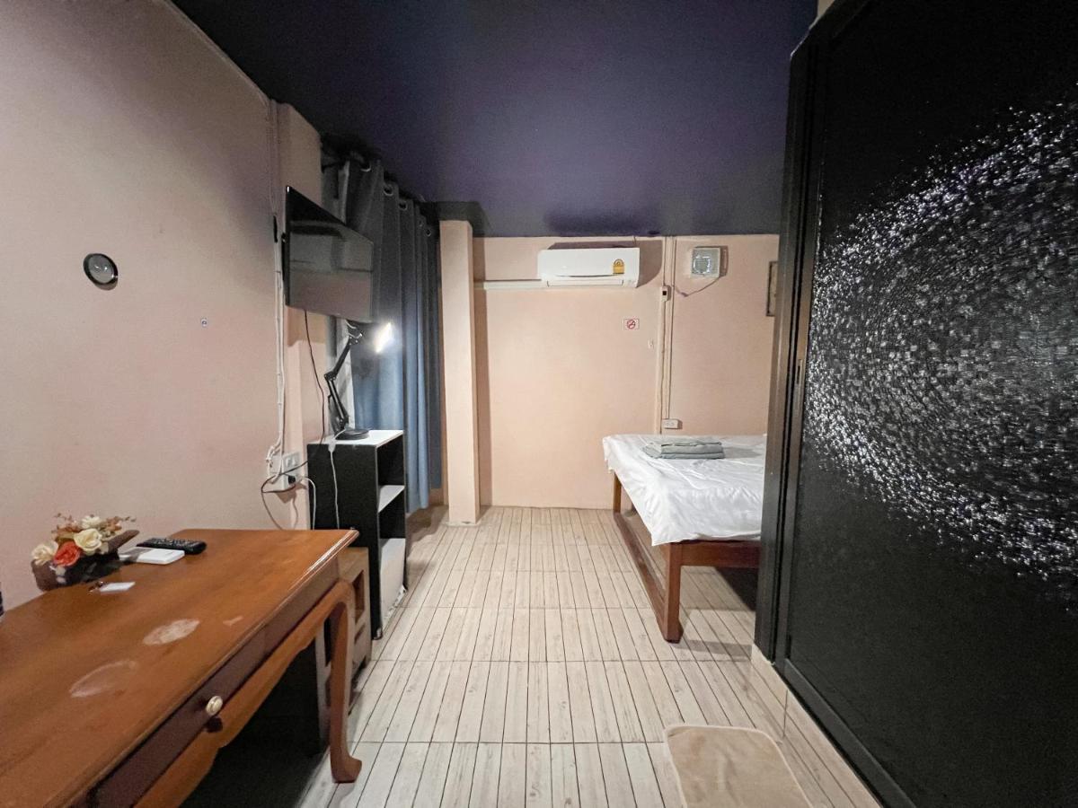 Madera House Chiang Mai Ξενοδοχείο Εξωτερικό φωτογραφία